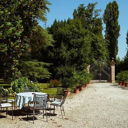 Selvatico Alloggio per agriturismo *